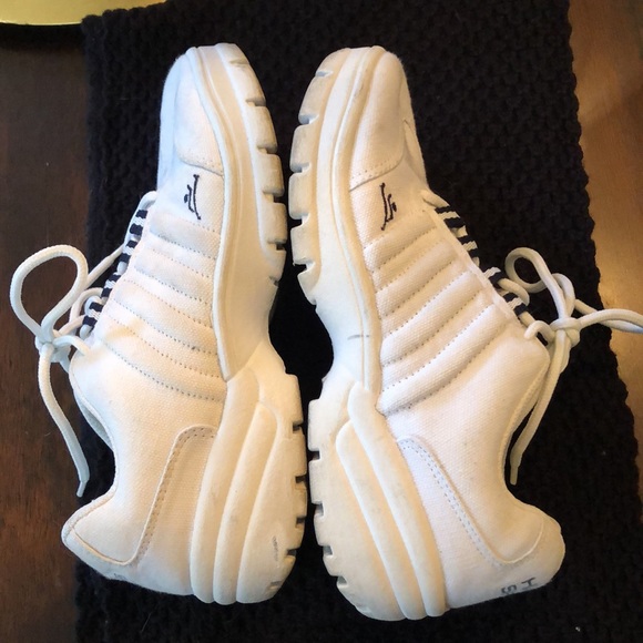 Hanes Sport classic white canvas black trim & logo athletic sneakers - Picture 3 of 10